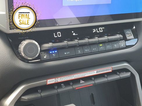 New 2025 Toyota Tundra Limited image 27