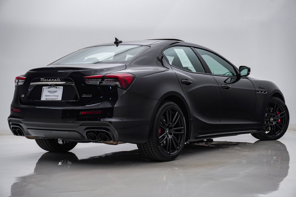 Certified 2023 Maserati Ghibli Modena Q4 AWD/4WD image 9
