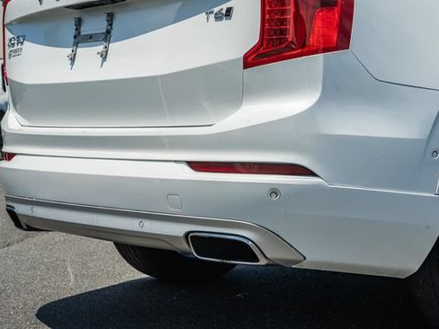 Used 2019 Volvo XC90 T6 Momentum w/ Advanced Package AWD/4WD image 9
