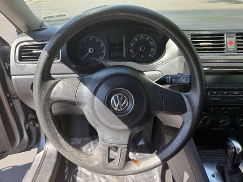 Used 2014 Volkswagen Jetta S FWD image 16