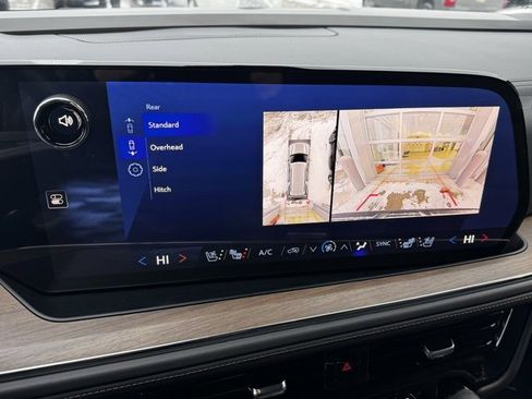 Used 2025 Chevrolet Tahoe High Country image 4