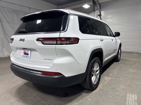 Used 2023 Jeep Grand Cherokee L Laredo w/ Luxury Tech Group I RWD image 7