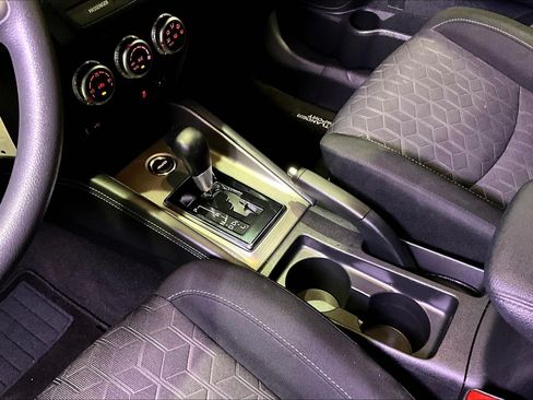 Used 2025 Mitsubishi Outlander Sport AWD image 18