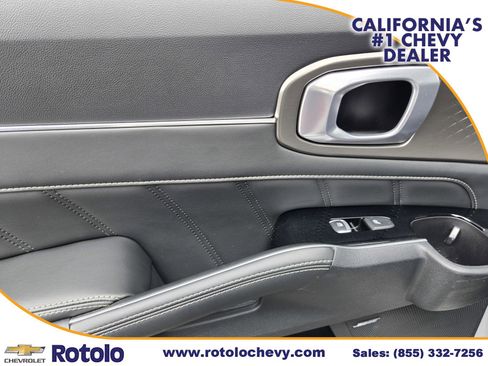 Used 2022 Kia Sorento SX image 13