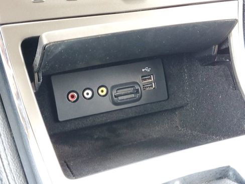 Used 2014 Lincoln MKX AWD w/ Equipment Group 102A image 19