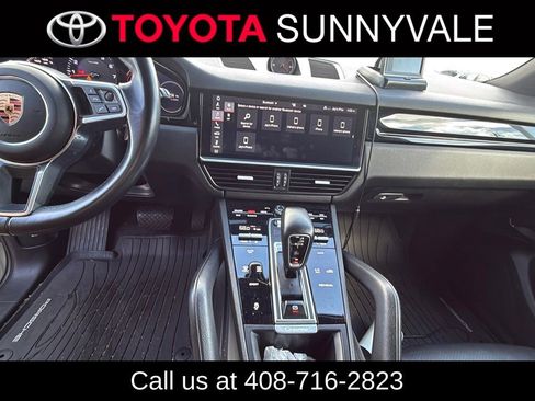 Used 2020 Porsche Cayenne image 5
