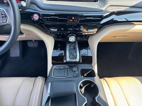 Used 2023 Acura MDX w/ Advance Package AWD/4WD image 14