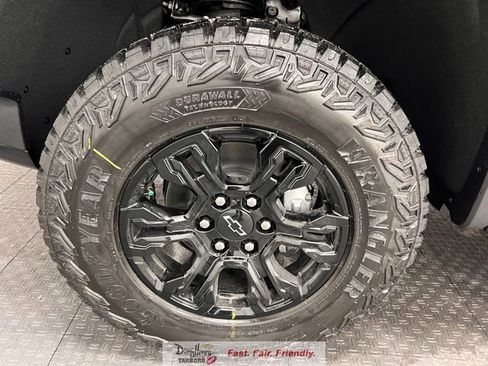 New 2026 Chevrolet Silverado 1500 ZR2 AWD/4WD image 22