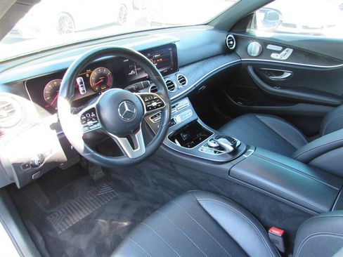 Used 2019 Mercedes-Benz E 300 image 12