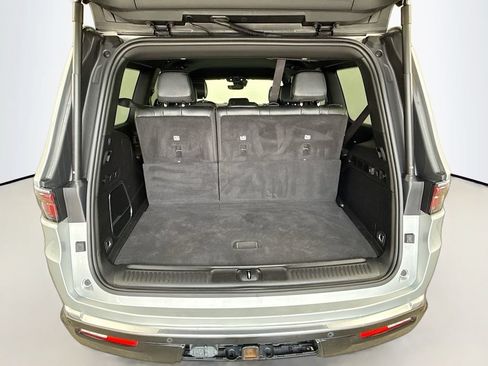 Used 2023 Jeep Wagoneer Series II AWD/4WD image 27