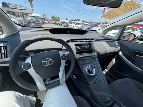 Used 2011 Toyota Prius Two FWD image 6