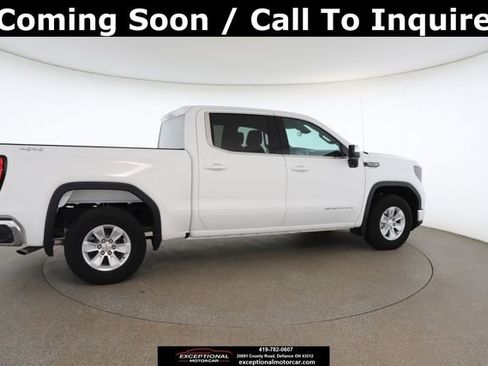 Used 2023 GMC Sierra 1500 SLE image 21
