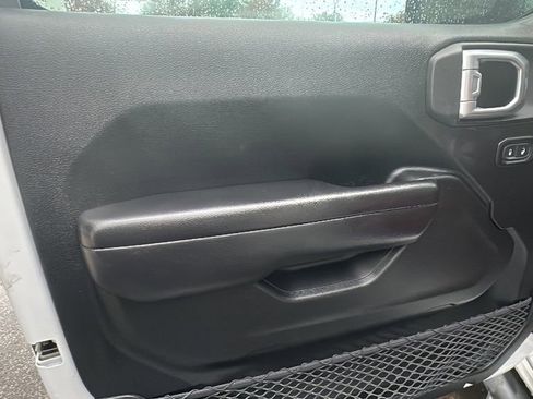 Used 2020 Jeep Gladiator Rubicon image 14