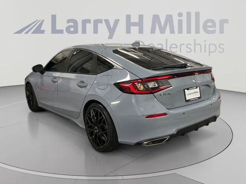 Used 2023 Honda Civic Sport Touring image 3