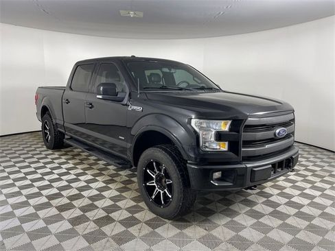 Used 2015 Ford F150 Lariat w/ Equipment Group 501A Mid image 24