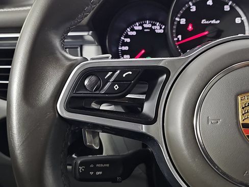 Used 2021 Porsche Macan Turbo AWD/4WD image 17