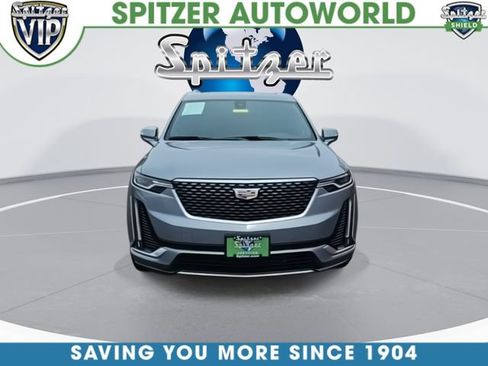 Used 2025 Cadillac XT6 Premium Luxury AWD/4WD image 4