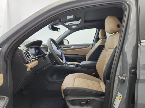 New 2026 Volkswagen Atlas Cross Sport SE FWD image 6