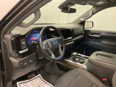 Used 2022 Chevrolet Silverado 1500 RST w/ Diesel Off-Road Package image 4