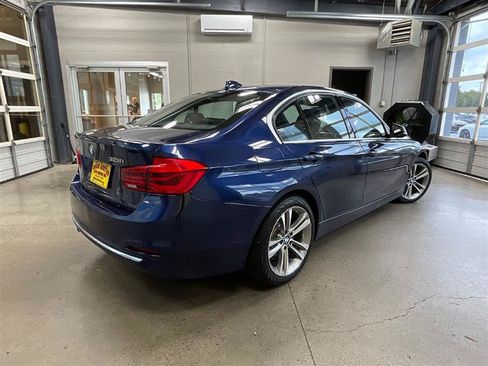 Used 2016 BMW 328i Sedan RWD image 5
