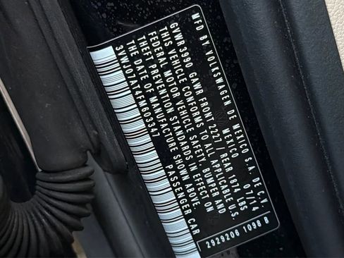 Used 2015 Volkswagen Beetle 1.8T image 50