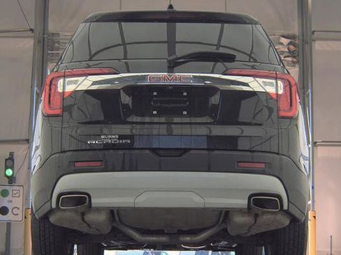 Used 2023 GMC Acadia SLE FWD image 6