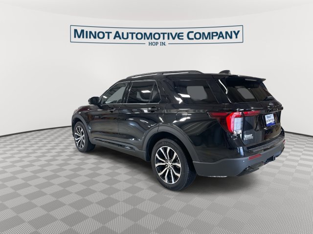 Used 2026 Ford Explorer ST-Line AWD/4WD image 7