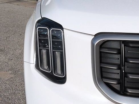 Used 2024 Kia Telluride SX FWD image 10