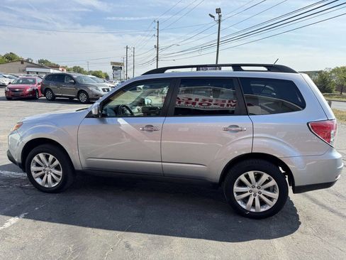 Used 2012 Subaru Forester 2.5X Limited image 3