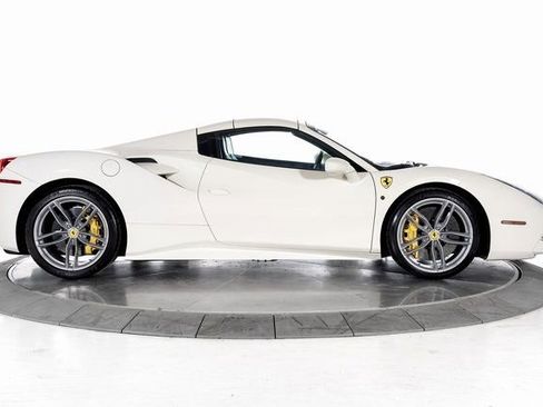 Certified 2018 Ferrari 488 Spider RWD image 13