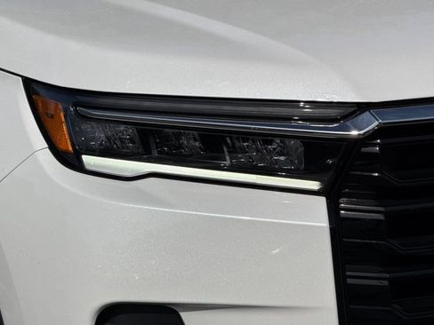 Used 2026 Honda Pilot image 34