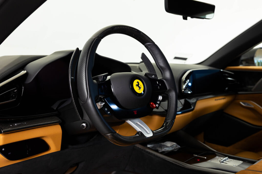 Used 2025 Ferrari Purosangue AWD/4WD image 33