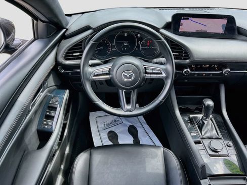 Used 2019 MAZDA MAZDA3 Hatchback FWD image 21