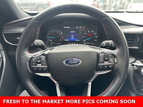 Used 2022 Ford Explorer ST-Line w/ Class IV Trailer Tow Package image 11