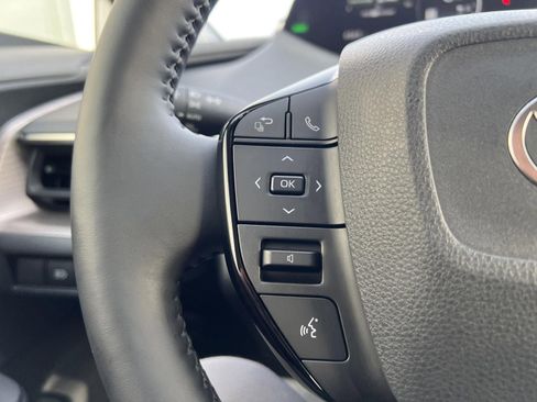 Used 2025 Toyota Prius XLE image 20