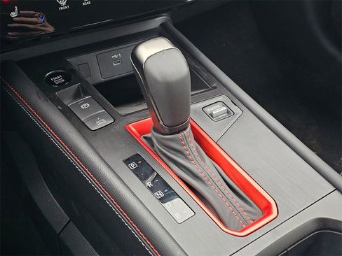 New 2026 Nissan Kicks SR w/ Cold Weather Package image 16