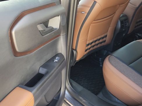 New 2025 Ford Bronco Sport Outer Banks w/ Sasquatch Outer Banks Package image 23