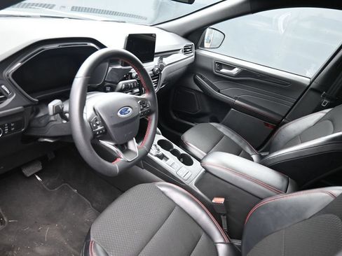 Used 2025 Ford Escape ST-Line AWD/4WD image 21