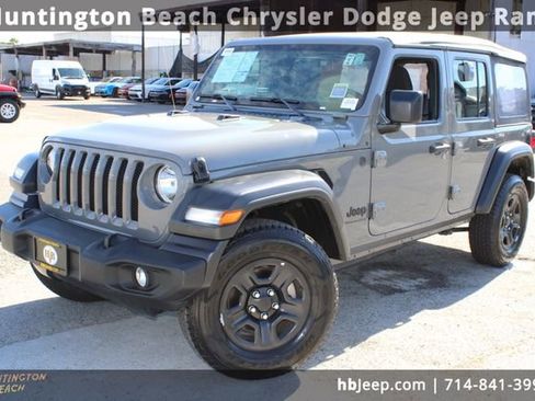 Used 2023 Jeep Wrangler Unlimited Sport AWD/4WD image 11