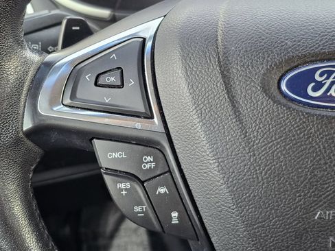 Used 2019 Ford Edge SEL w/ Equipment Group 201A AWD/4WD image 17