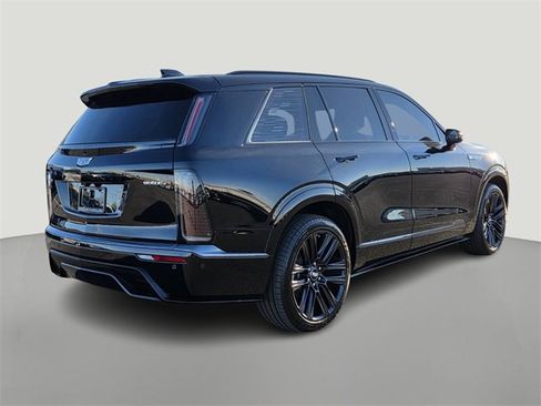 New 2026 Cadillac Vistiq Platinum image 6
