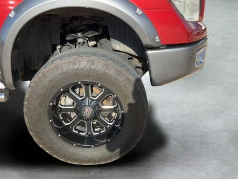 Used 2017 Nissan Titan PRO-4X w/ Pro-4x Convenience Package AWD/4WD image 54