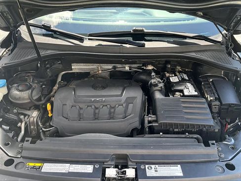 Used 2019 Volkswagen Tiguan SEL Premium AWD/4WD image 32
