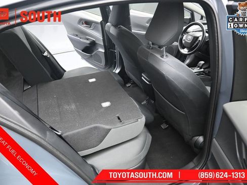 Used 2025 Toyota Prius LE FWD image 30