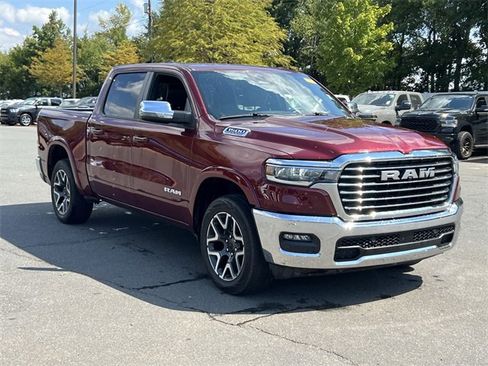 Used 2025 RAM 1500 Laramie image 14