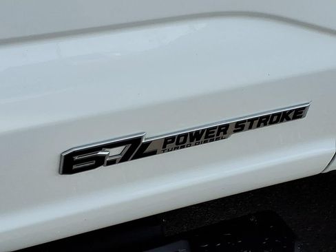 Certified 2024 Ford F250 XLT AWD/4WD image 3