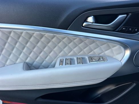 Used 2025 Genesis G70 3.3T Advanced w/ Sport Prestige Package image 11