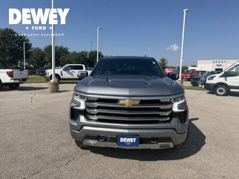 Used 2026 Chevrolet Silverado 1500 High Country w/ Technology Package AWD/4WD image 2