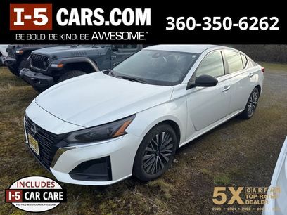 Used 2024 Nissan Altima 2.5 SV