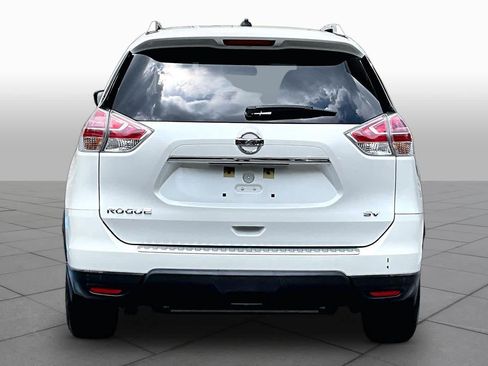 Used 2016 Nissan Rogue SV FWD image 5